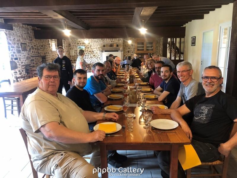 Un bon repas entre amis