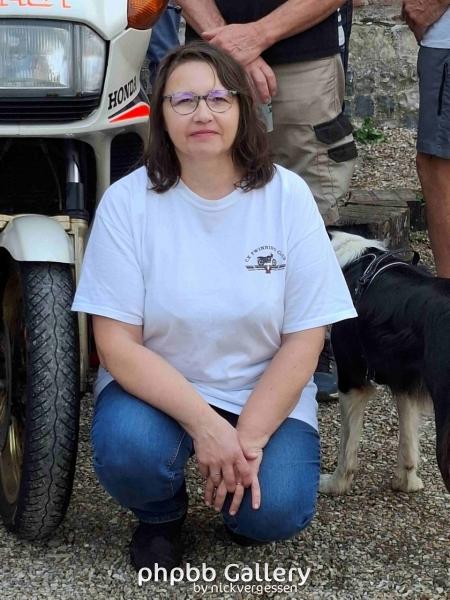 13 COSNEFROY Corinne